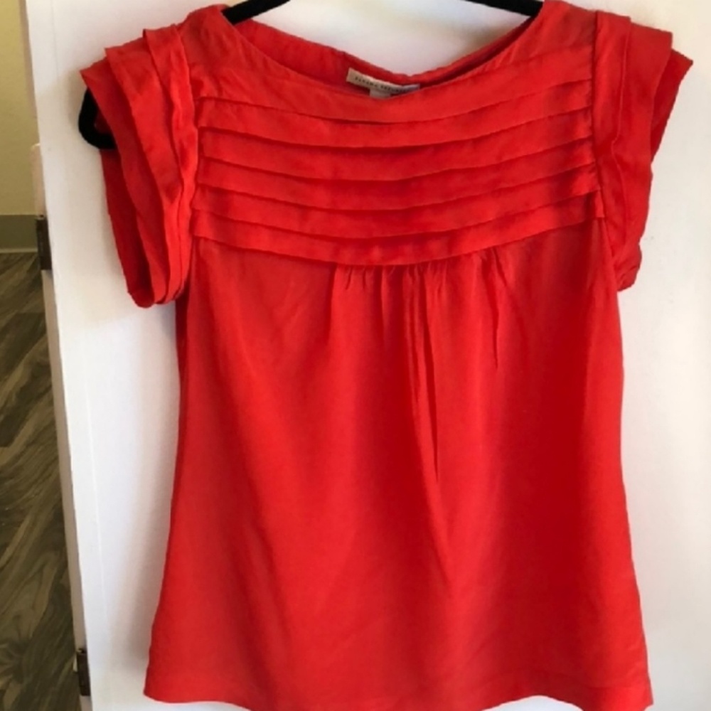 Preloved beautiful banana republic 100% silk S